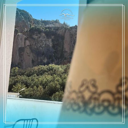 Hotel Amalou Imouzzer Ida Ou Tanane ภายนอก รูปภาพ